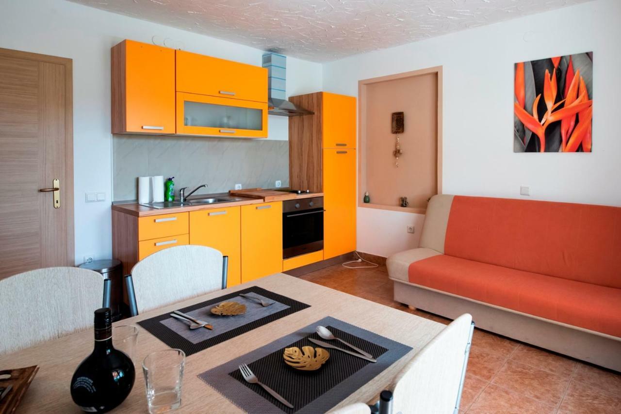 Lavanda Apartments&Studios Pinezići Kültér fotó