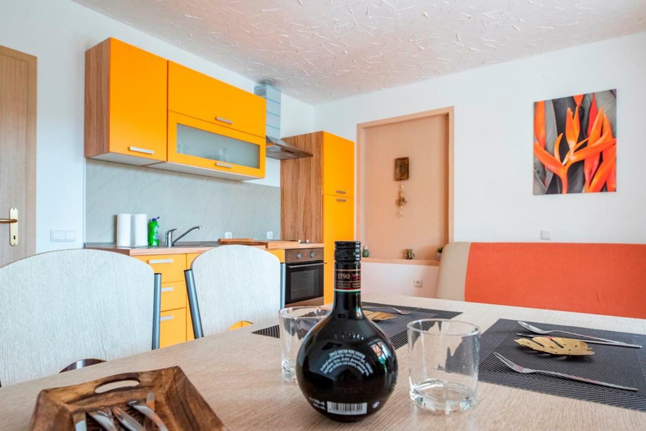 Lavanda Apartments&Studios Pinezići Kültér fotó